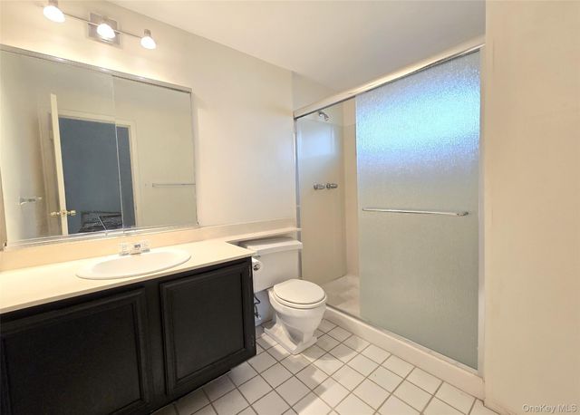 48 Glenmere Lane, Coram, NY 11727