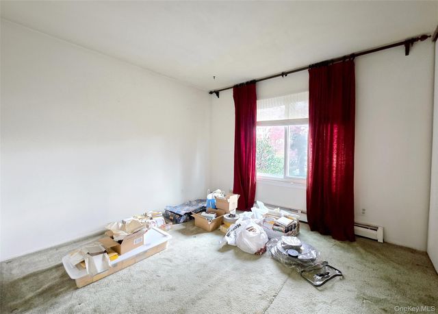 48 Glenmere Lane, Coram, NY 11727