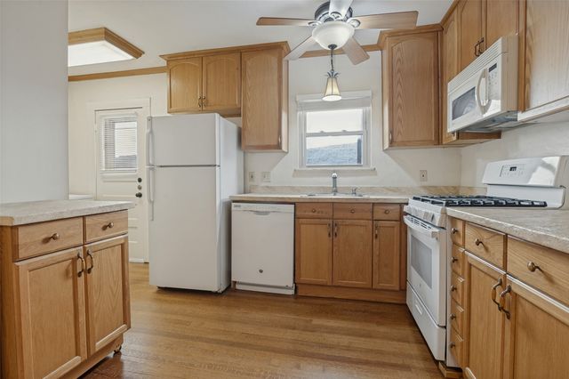 6324 Velasco Avenue, Dallas, TX 75214