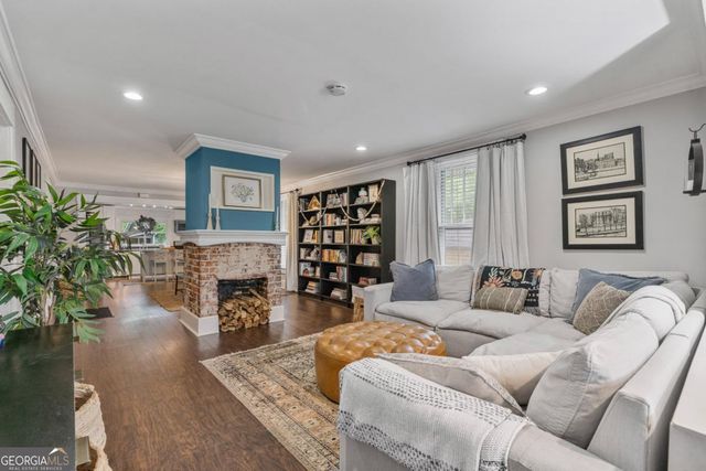 2152 Forrest Place NW, Atlanta, GA 30318