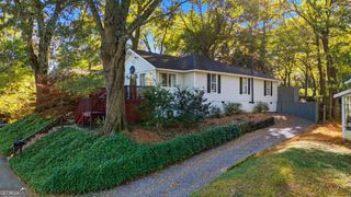2152 Forrest Place NW, Atlanta, GA 30318
