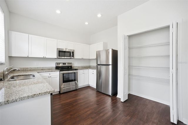 716 GRAND CANYON DRIVE, Valrico, FL 33594