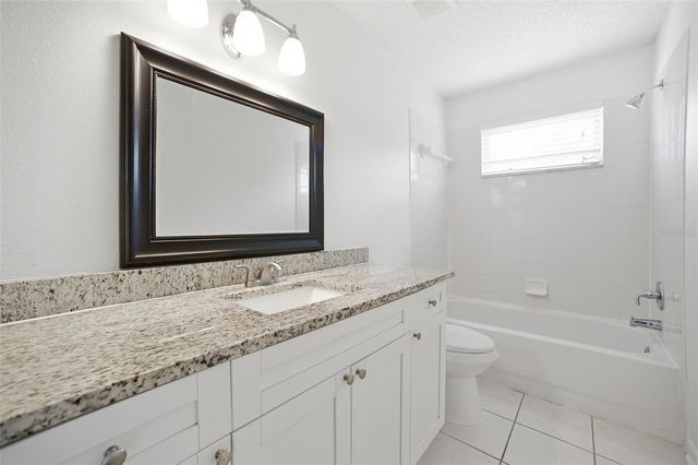 716 GRAND CANYON DRIVE, Valrico, FL 33594