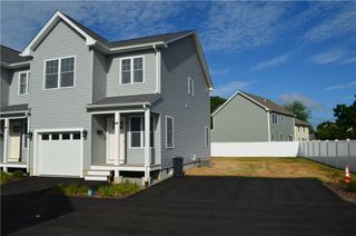 68 Greene Street 5, Warwick, RI 02886