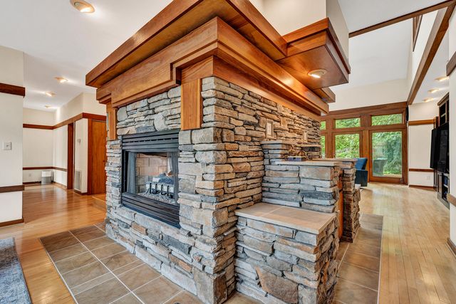 1560 Lee LN, Fincastle, VA 24090