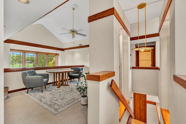 1560 Lee LN, Fincastle, VA 24090