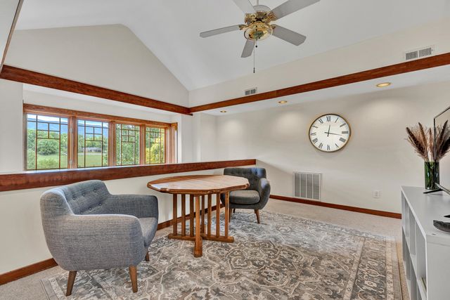 1560 Lee LN, Fincastle, VA 24090