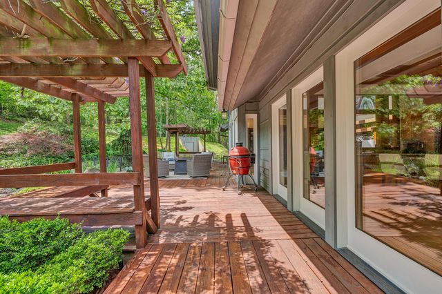 1560 Lee LN, Fincastle, VA 24090