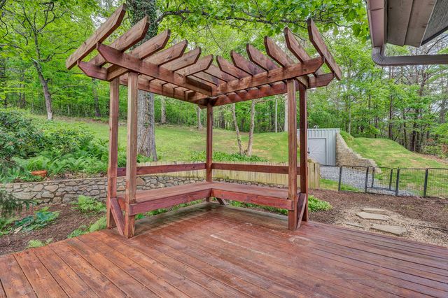 1560 Lee LN, Fincastle, VA 24090