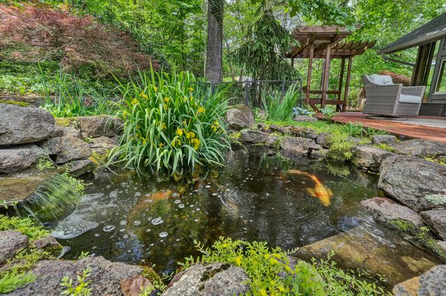 1560 Lee LN, Fincastle, VA 24090