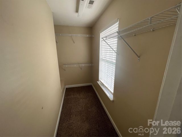 909 Rucker Cliff Drive, Charlotte, NC 28214