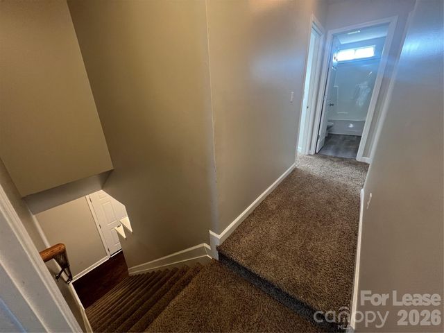 909 Rucker Cliff Drive, Charlotte, NC 28214