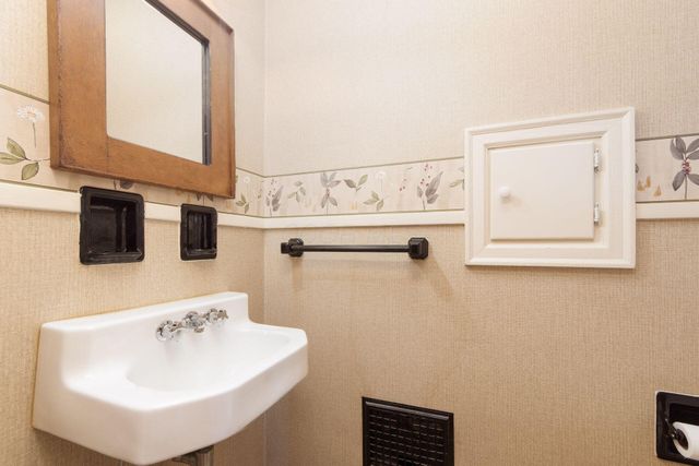 4415 Aldrich Place, Columbus, OH 43214