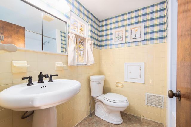 4415 Aldrich Place, Columbus, OH 43214