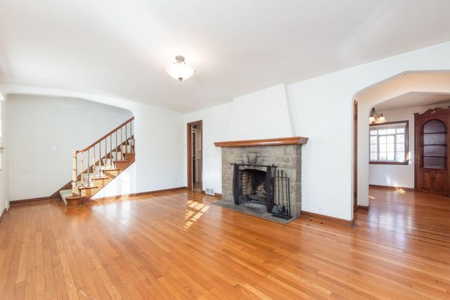 4415 Aldrich Place, Columbus, OH 43214