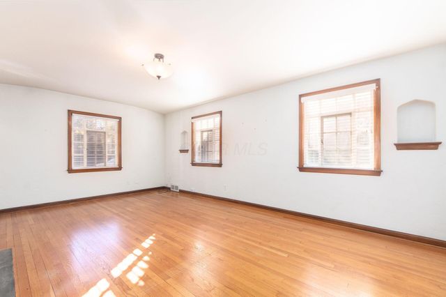 4415 Aldrich Place, Columbus, OH 43214