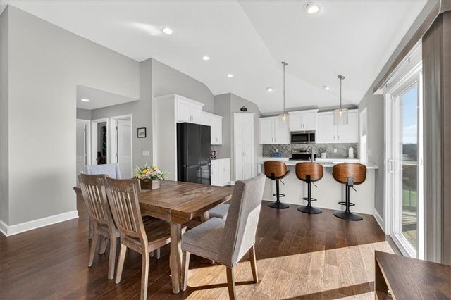 1486 N 162nd Court, Basehor, KS 66007