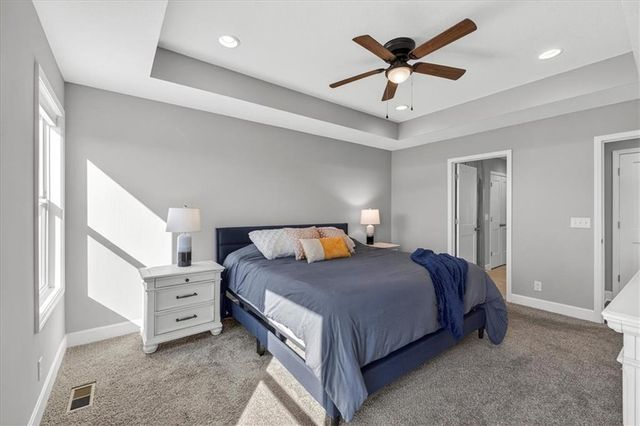 1486 N 162nd Court, Basehor, KS 66007