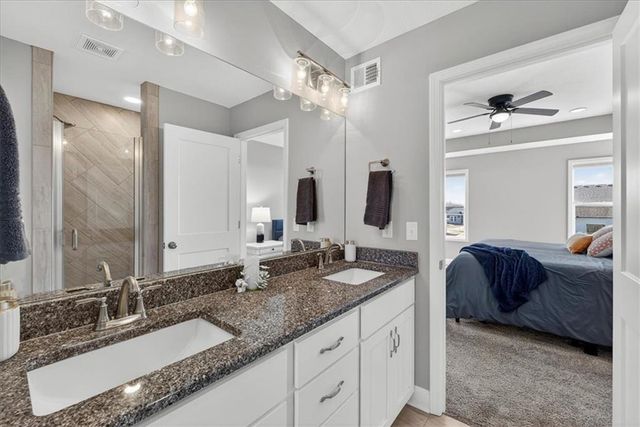 1486 N 162nd Court, Basehor, KS 66007