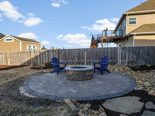 1486 N 162nd Court, Basehor, KS 66007