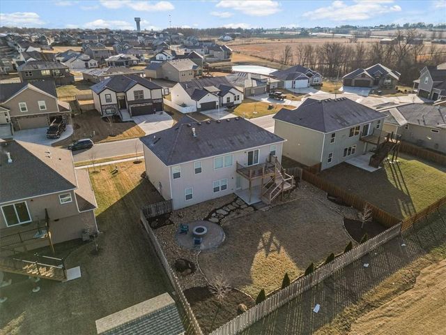 1486 N 162nd Court, Basehor, KS 66007