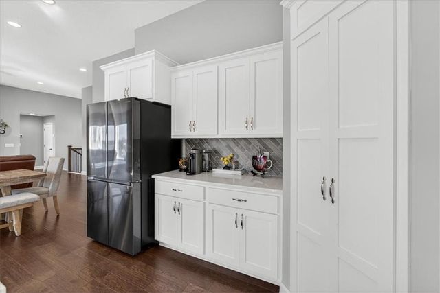 1486 N 162nd Court, Basehor, KS 66007