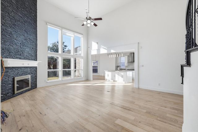 11813 Smithton Avenue, Mckinney, TX 75071