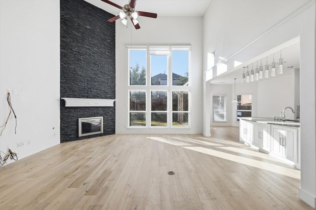 11813 Smithton Avenue, Mckinney, TX 75071