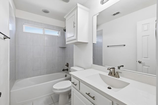 11813 Smithton Avenue, Mckinney, TX 75071