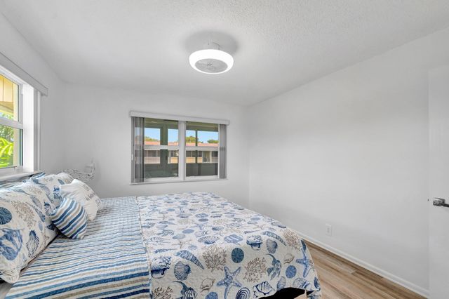 229 Chatham K, West Palm Beach, FL 33417
