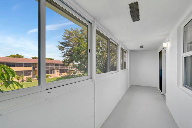 229 Chatham K, West Palm Beach, FL 33417