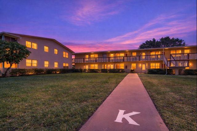 229 Chatham K, West Palm Beach, FL 33417