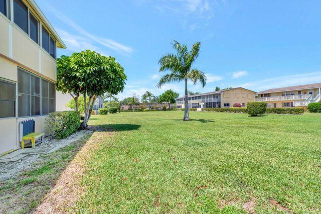 229 Chatham K, West Palm Beach, FL 33417