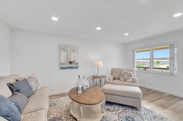 229 Chatham K, West Palm Beach, FL 33417