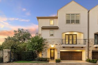 6008 Potomac Park Drive, Houston, TX 77057