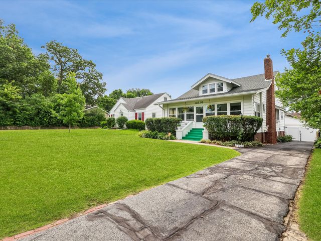 4516 Boulevard Place, Des Moines, IA 50311