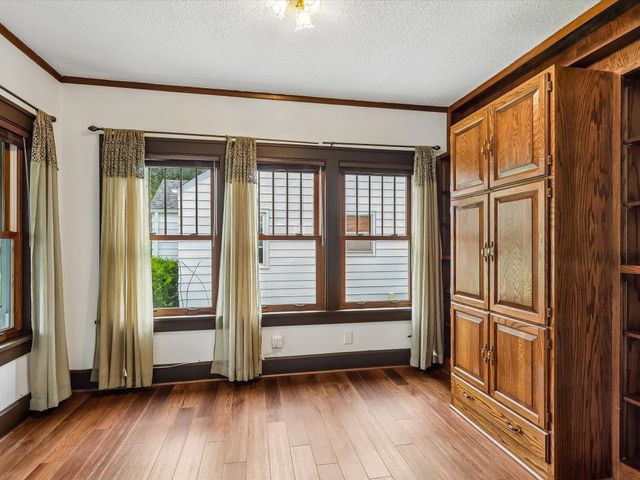 4516 Boulevard Place, Des Moines, IA 50311