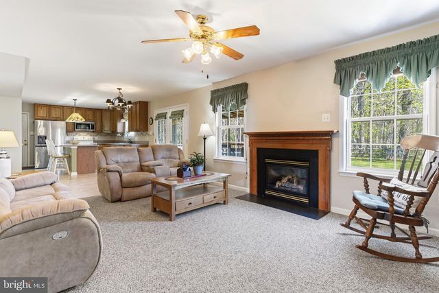 6826 ANDERSON CT, King George, VA 22485