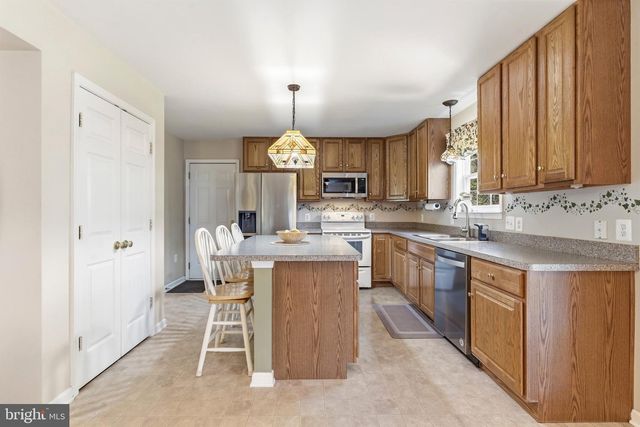6826 ANDERSON CT, King George, VA 22485