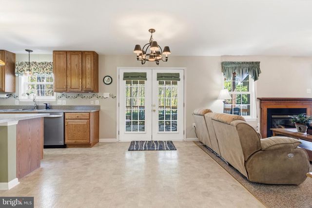6826 ANDERSON CT, King George, VA 22485