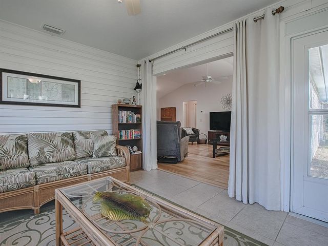 17242 SE 94TH COULTS CIRCLE, The Villages, FL 32162
