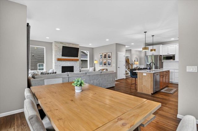 10016 Watts Road, Verona, WI 53593
