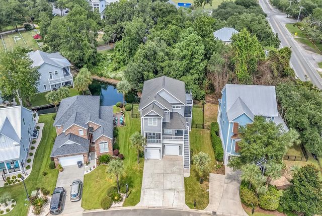 6 Cottage Dr., Murrells Inlet, SC 29576