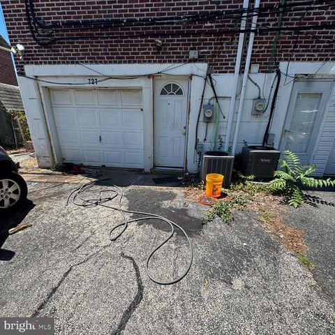 727 GRANT RD, Folcroft, PA 19032