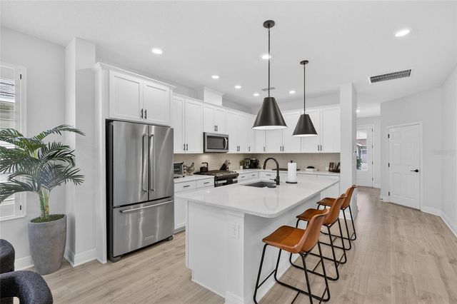 5451 DEL CORONADO DRIVE, Apollo Beach, FL 33572