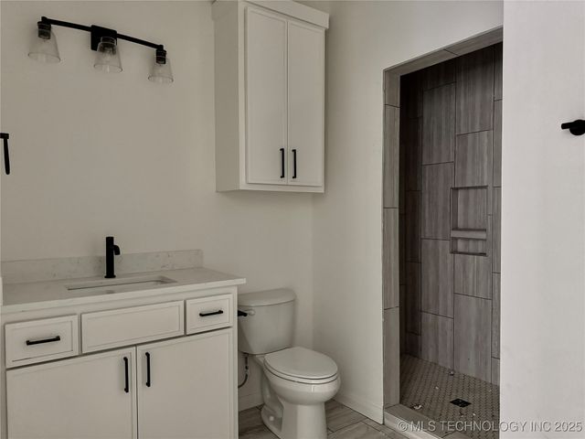 504 E B Street G, Jenks, OK 74037