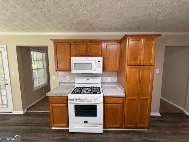 120 Park Place Court, Fayetteville, GA 30215