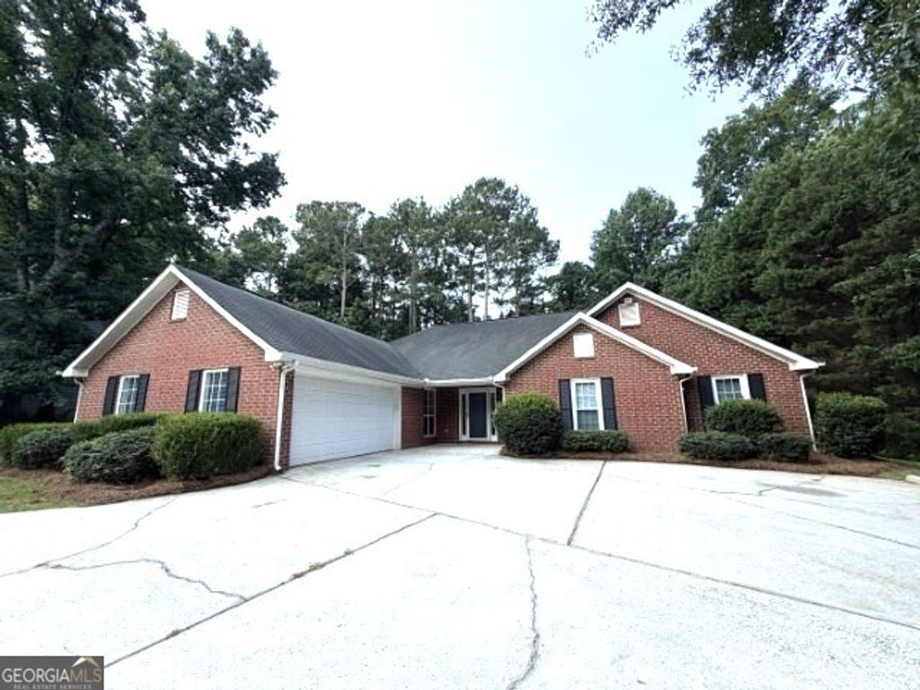 120 Park Place Court, Fayetteville, GA 30215
