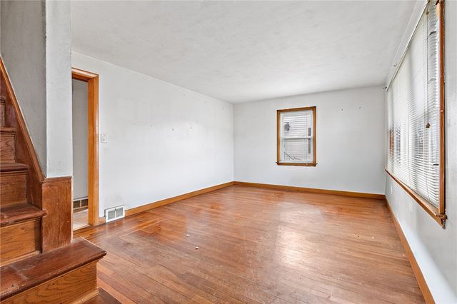 44 Charles Street, East Providence, RI 02914