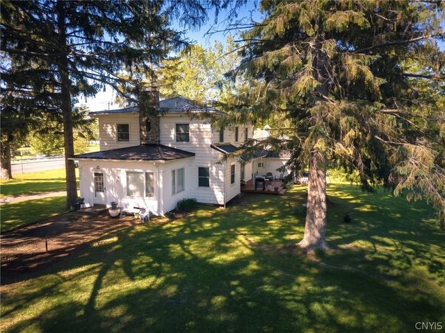 27 White Bridge Road, Owasco, NY 13021